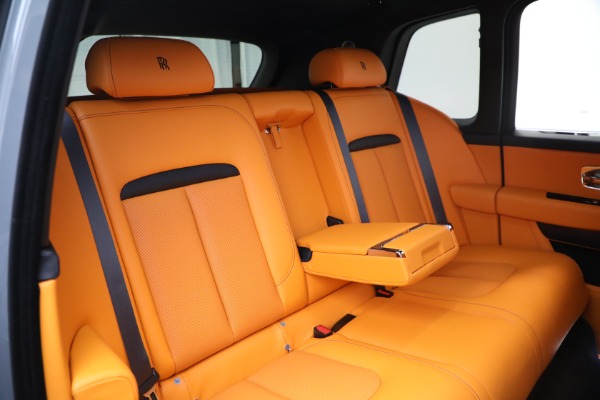 New 2024 Rolls-Royce Black Badge Cullinan for sale Sold at Bugatti of Greenwich in Greenwich CT 06830 22