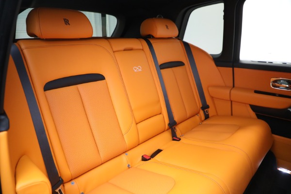 New 2024 Rolls-Royce Black Badge Cullinan for sale Sold at Bugatti of Greenwich in Greenwich CT 06830 23