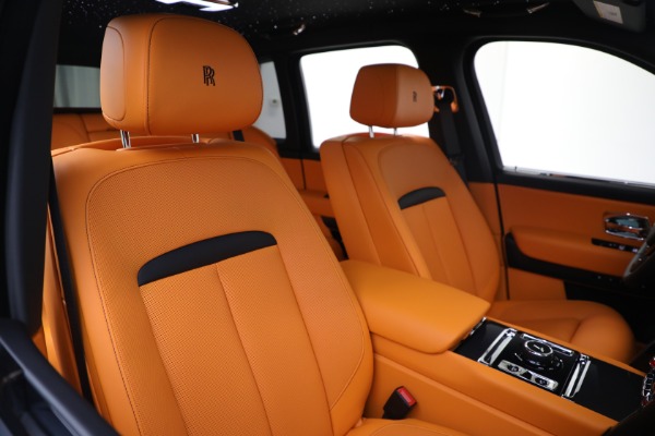New 2024 Rolls-Royce Black Badge Cullinan for sale Sold at Bugatti of Greenwich in Greenwich CT 06830 26