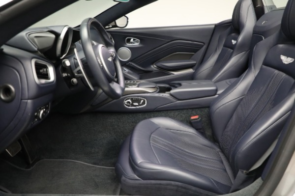 Used 2022 Aston Martin Vantage for sale $145,900 at Bugatti of Greenwich in Greenwich CT 06830 20