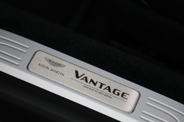 Used 2022 Aston Martin Vantage for sale $145,900 at Bugatti of Greenwich in Greenwich CT 06830 22