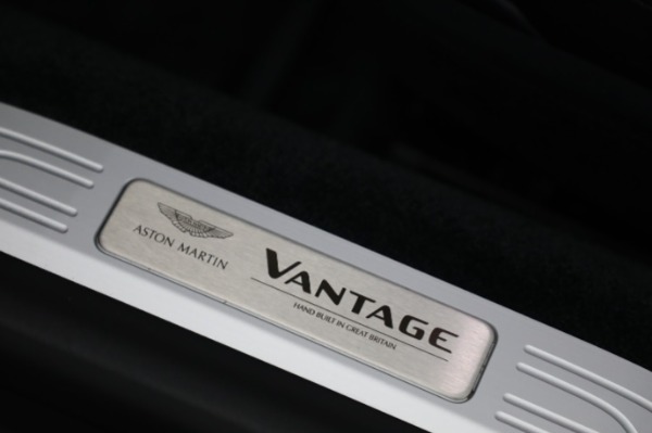 Used 2022 Aston Martin Vantage for sale $139,900 at Bugatti of Greenwich in Greenwich CT 06830 22