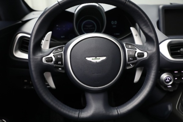 Used 2022 Aston Martin Vantage for sale $139,900 at Bugatti of Greenwich in Greenwich CT 06830 27