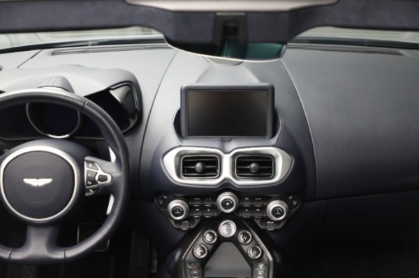 Used 2022 Aston Martin Vantage for sale Sold at Bugatti of Greenwich in Greenwich CT 06830 28