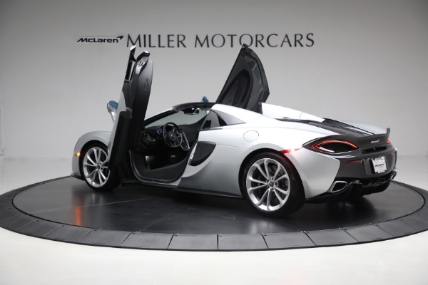 Used 2018 McLaren 570S Spider for sale Sold at Bugatti of Greenwich in Greenwich CT 06830 18