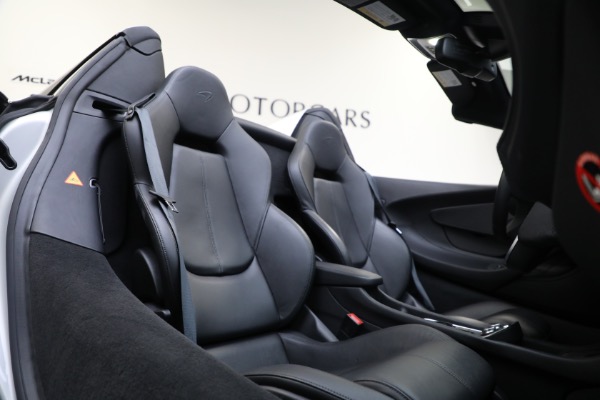 Used 2018 McLaren 570S Spider for sale Sold at Bugatti of Greenwich in Greenwich CT 06830 28