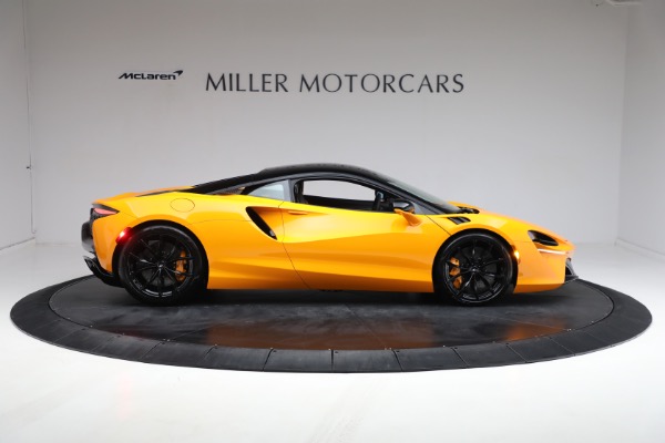 New 2024 McLaren Artura Performance for sale $278,733 at Bugatti of Greenwich in Greenwich CT 06830 11