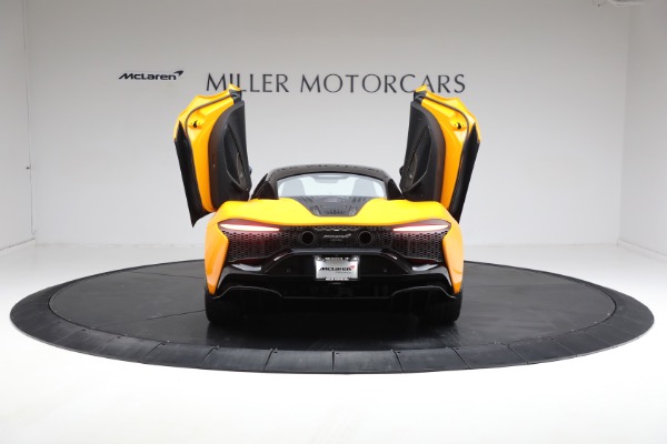 New 2024 McLaren Artura Performance for sale $278,733 at Bugatti of Greenwich in Greenwich CT 06830 19