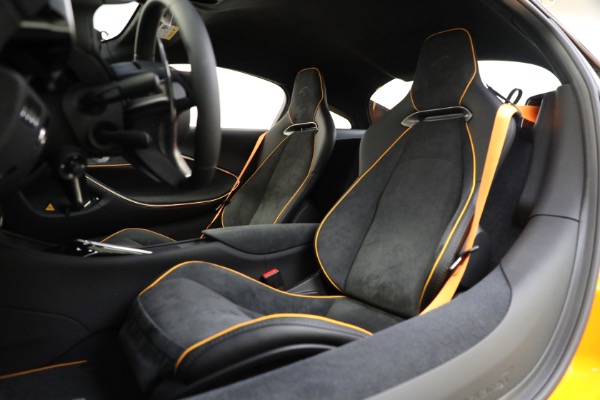 New 2024 McLaren Artura Performance for sale Sold at Bugatti of Greenwich in Greenwich CT 06830 27