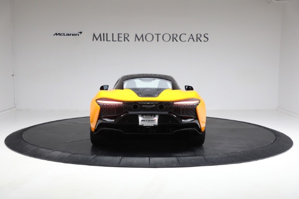 New 2024 McLaren Artura Performance for sale $278,733 at Bugatti of Greenwich in Greenwich CT 06830 8
