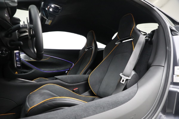 Used 2024 McLaren Artura Performance for sale $185,900 at Bugatti of Greenwich in Greenwich CT 06830 21