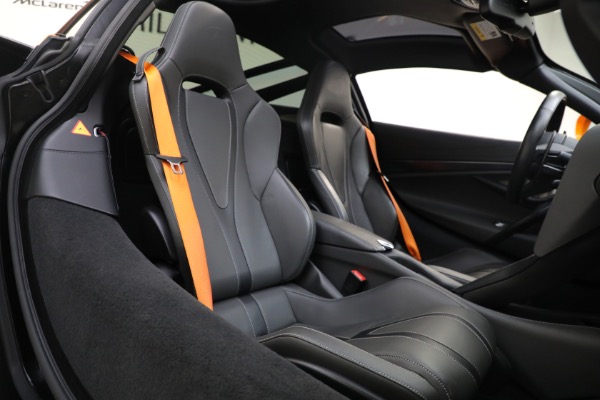 Used 2019 McLaren 720S for sale $209,900 at Bugatti of Greenwich in Greenwich CT 06830 14