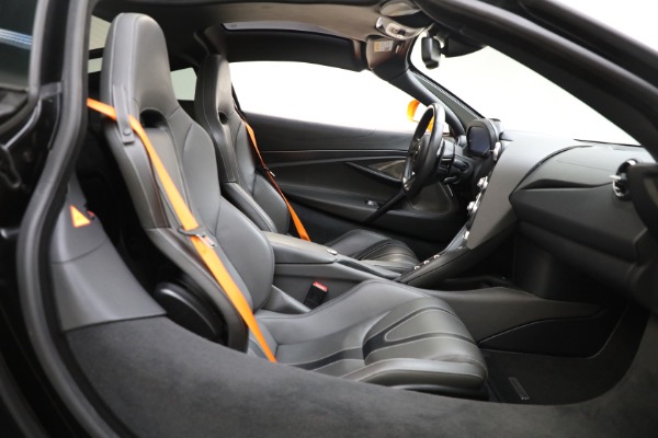 Used 2019 McLaren 720S for sale $209,900 at Bugatti of Greenwich in Greenwich CT 06830 15