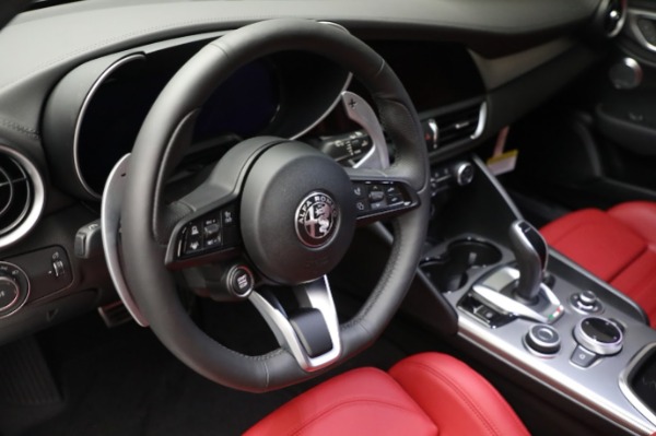 New 2024 Alfa Romeo Giulia Veloce for sale Sold at Bugatti of Greenwich in Greenwich CT 06830 23