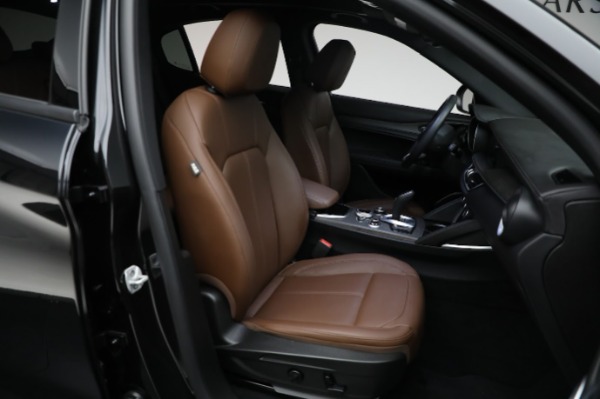 Used 2022 Alfa Romeo Stelvio Ti for sale Sold at Bugatti of Greenwich in Greenwich CT 06830 25