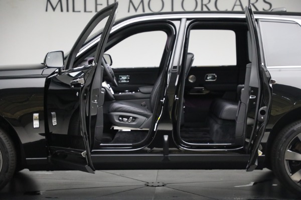 New 2024 Rolls-Royce Cullinan for sale Sold at Bugatti of Greenwich in Greenwich CT 06830 6