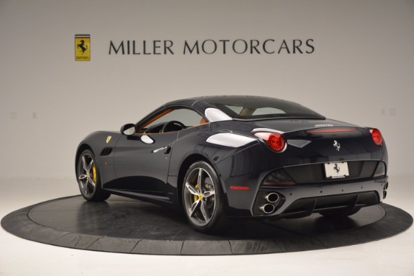Used 2013 Ferrari California 30 for sale Sold at Bugatti of Greenwich in Greenwich CT 06830 17
