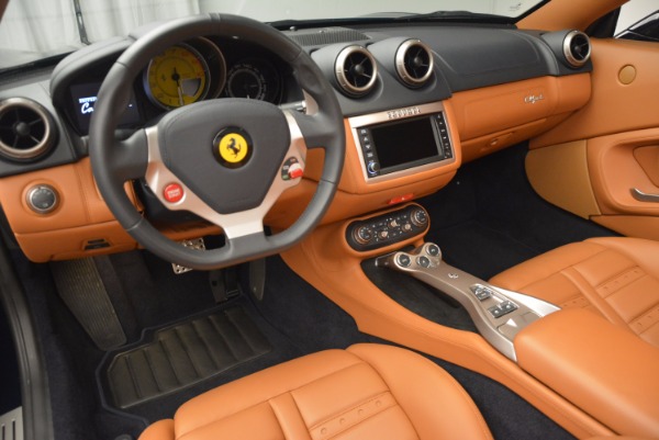 Used 2013 Ferrari California 30 for sale Sold at Bugatti of Greenwich in Greenwich CT 06830 25