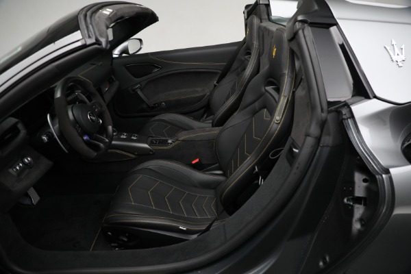 New 2023 Maserati MC20 Cielo for sale Sold at Bugatti of Greenwich in Greenwich CT 06830 27