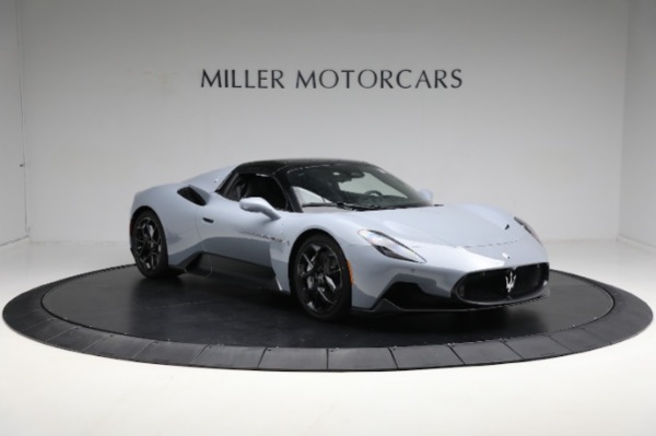 New 2023 Maserati MC20 Cielo for sale $298,595 at Bugatti of Greenwich in Greenwich CT 06830 21