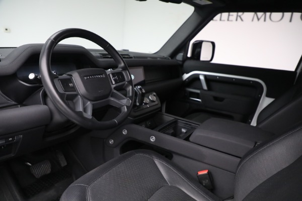 Used 2023 Land Rover Defender 90 X-Dynamic SE for sale $71,900 at Bugatti of Greenwich in Greenwich CT 06830 14