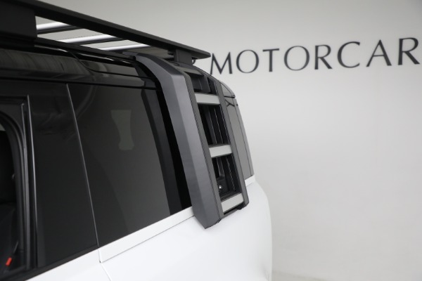 Used 2023 Land Rover Defender 90 X-Dynamic SE for sale Sold at Bugatti of Greenwich in Greenwich CT 06830 27