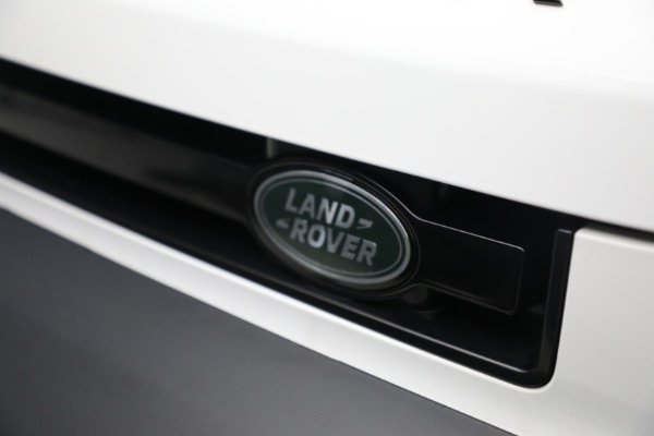 Used 2023 Land Rover Defender 90 X-Dynamic SE for sale Sold at Bugatti of Greenwich in Greenwich CT 06830 28
