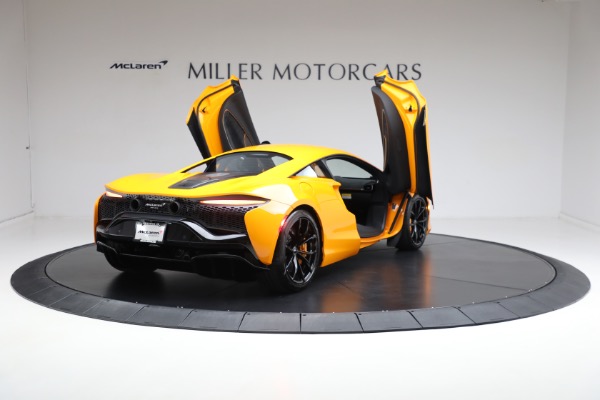 New 2024 McLaren Artura for sale Sold at Bugatti of Greenwich in Greenwich CT 06830 17