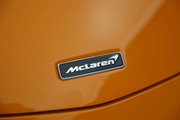 New 2024 McLaren Artura for sale $276,833 at Bugatti of Greenwich in Greenwich CT 06830 19