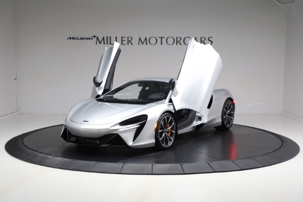 New 2024 McLaren Artura TechLux for sale Sold at Bugatti of Greenwich in Greenwich CT 06830 12