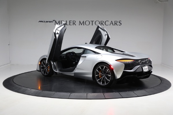 New 2024 McLaren Artura TechLux for sale $291,233 at Bugatti of Greenwich in Greenwich CT 06830 13