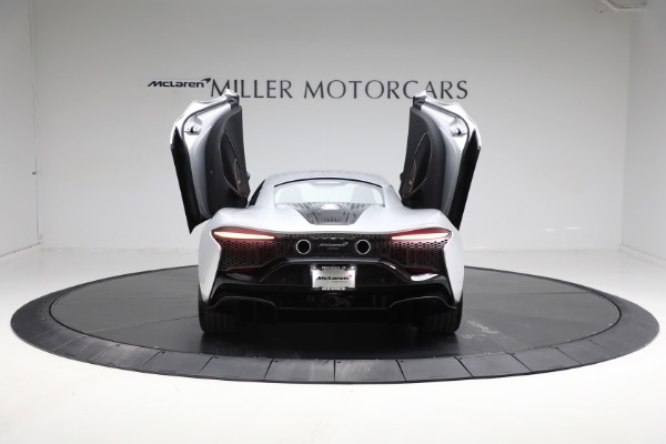 New 2024 McLaren Artura TechLux for sale $291,233 at Bugatti of Greenwich in Greenwich CT 06830 14