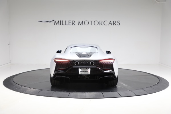 New 2024 McLaren Artura TechLux for sale $291,233 at Bugatti of Greenwich in Greenwich CT 06830 6