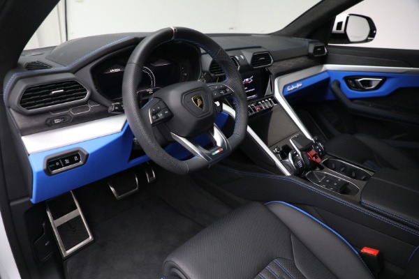Used 2024 Lamborghini Urus S for sale $299,900 at Bugatti of Greenwich in Greenwich CT 06830 13