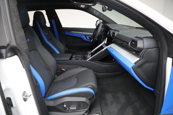 Used 2024 Lamborghini Urus S for sale Sold at Bugatti of Greenwich in Greenwich CT 06830 21