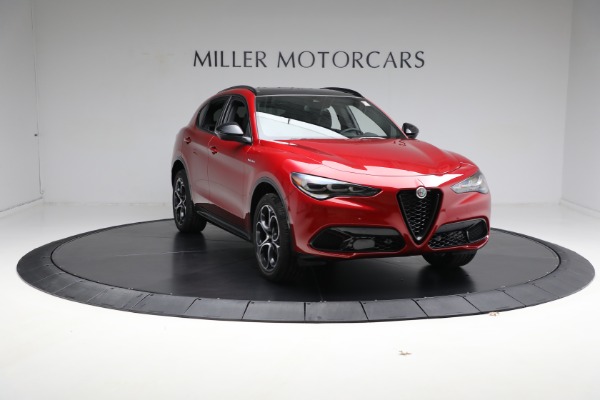 New 2024 Alfa Romeo Stelvio Veloce for sale $58,420 at Bugatti of Greenwich in Greenwich CT 06830 17