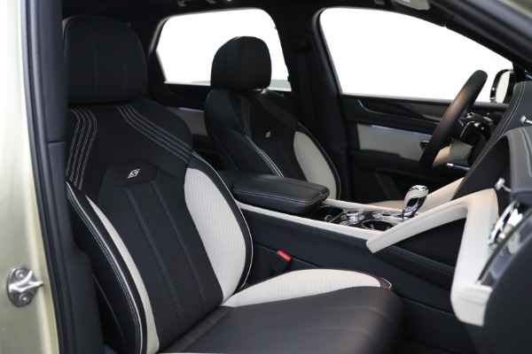New 2023 Bentley Bentayga S V8 for sale Sold at Bugatti of Greenwich in Greenwich CT 06830 21
