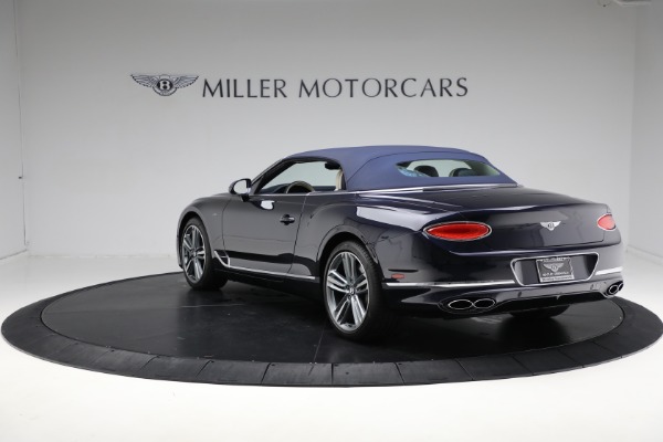 Used 2022 Bentley Continental GTC V8 for sale Sold at Bugatti of Greenwich in Greenwich CT 06830 17