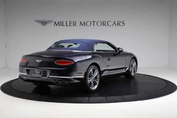 Used 2022 Bentley Continental GTC V8 for sale $239,900 at Bugatti of Greenwich in Greenwich CT 06830 19