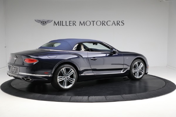 Used 2022 Bentley Continental GTC V8 for sale Sold at Bugatti of Greenwich in Greenwich CT 06830 20