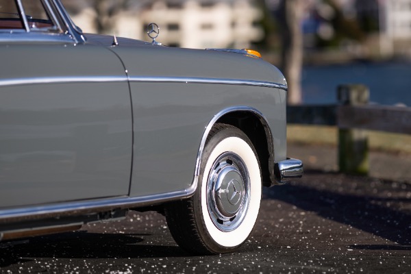 Used 1959 Mercedes Benz 220 S Ponton Cabriolet for sale $229,900 at Bugatti of Greenwich in Greenwich CT 06830 11