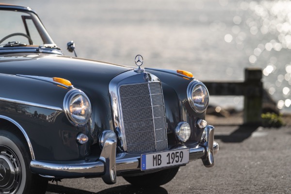 Used 1959 Mercedes-Benz 220 S Ponton Cabriolet for sale $189,900 at Bugatti of Greenwich in Greenwich CT 06830 14