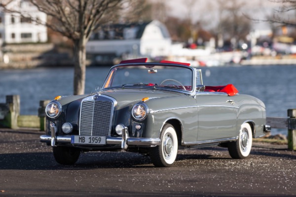 Used 1959 Mercedes Benz 220 S Ponton Cabriolet for sale $229,900 at Bugatti of Greenwich in Greenwich CT 06830 2