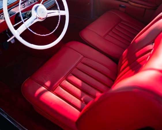 Used 1959 Mercedes-Benz 220 S Ponton Cabriolet for sale $189,900 at Bugatti of Greenwich in Greenwich CT 06830 20