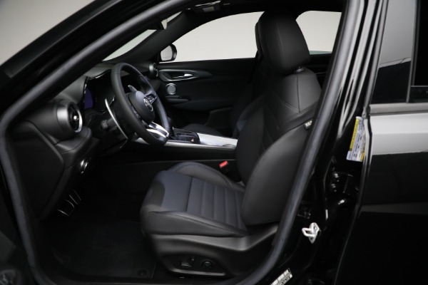 New 2024 Alfa Romeo Tonale Ti for sale Sold at Bugatti of Greenwich in Greenwich CT 06830 27