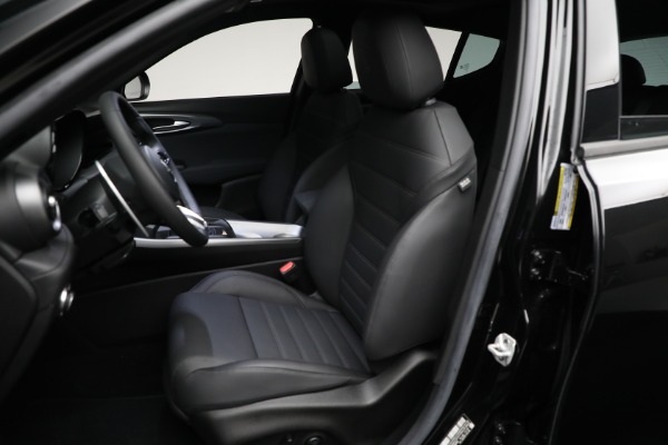 New 2024 Alfa Romeo Tonale Ti for sale Sold at Bugatti of Greenwich in Greenwich CT 06830 28