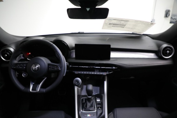 New 2024 Alfa Romeo Tonale Veloce for sale Sold at Bugatti of Greenwich in Greenwich CT 06830 24
