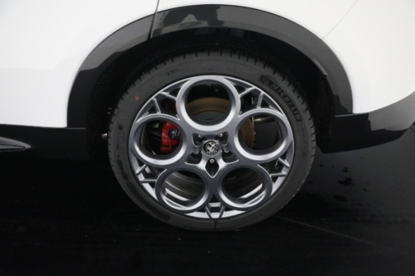 New 2024 Alfa Romeo Tonale Veloce for sale Sold at Bugatti of Greenwich in Greenwich CT 06830 27
