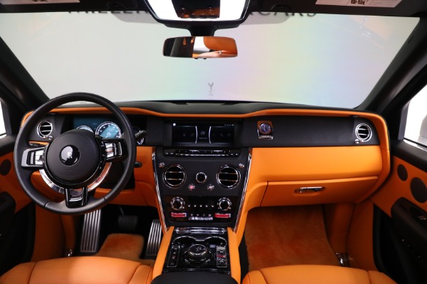 Used 2022 Rolls-Royce Cullinan for sale Sold at Bugatti of Greenwich in Greenwich CT 06830 4