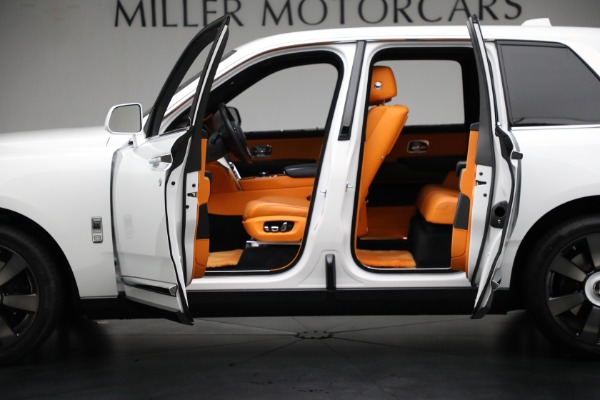 Used 2022 Rolls-Royce Cullinan for sale Sold at Bugatti of Greenwich in Greenwich CT 06830 6